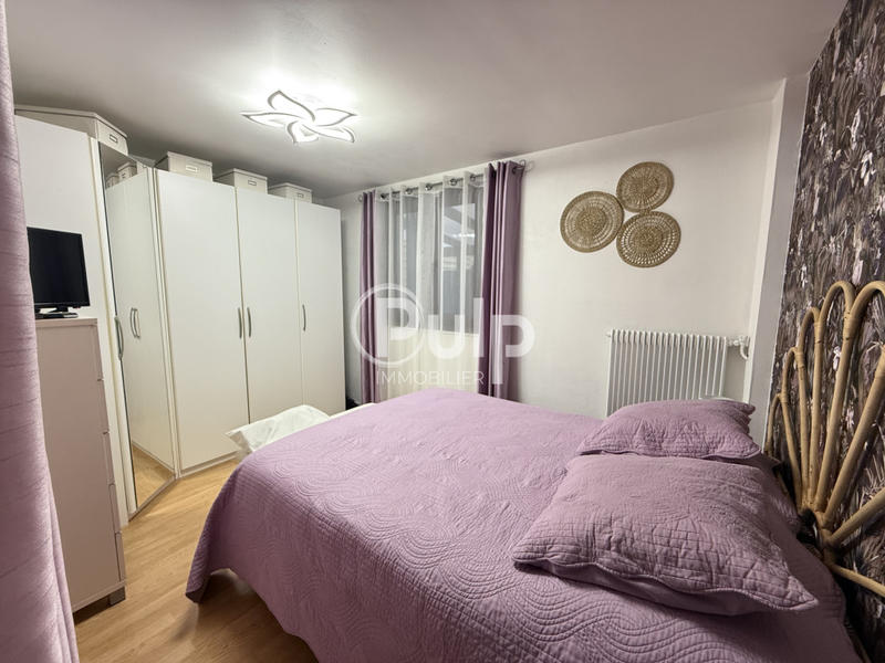 Pavillon - 95 m² - 8 pièces