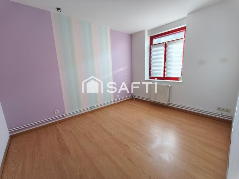 Maison - 90 m² - 5 pièces