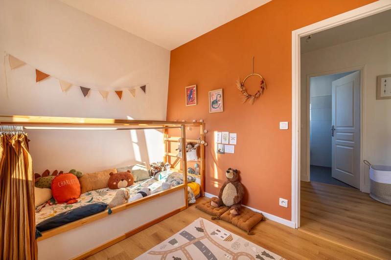 Maison - 90 m² - 5 pièces