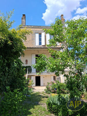 Maison de ville - 177 m² - 8 pièces