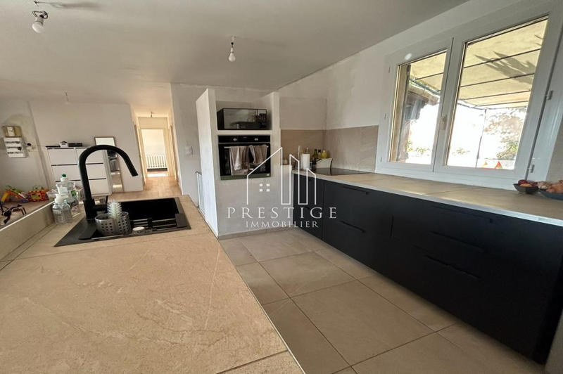 Maison - 148 m² - 5 pièces