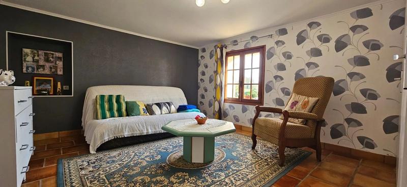 Maison - 410 m² - 11 pièces