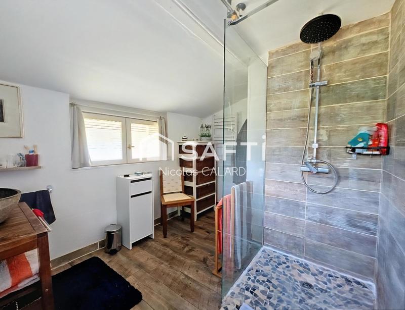 Maison - 194 m² - 8 pièces