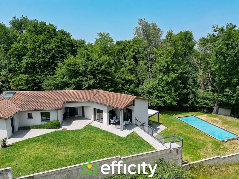 Maison - 175 m² - 7 pièces