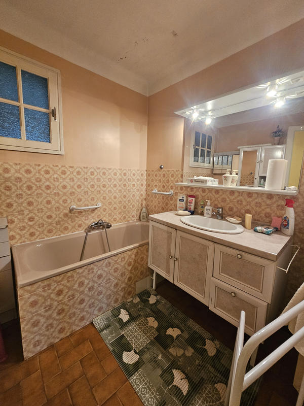 Maison - 209 m² - 7 pièces