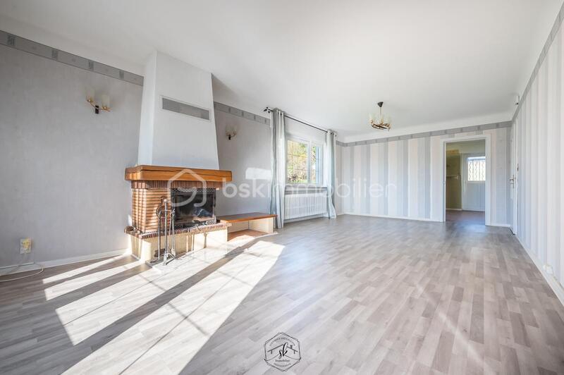 Maison - 152 m² - 7 pièces