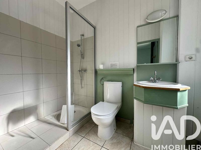 Maison - 340 m² - 9 pièces