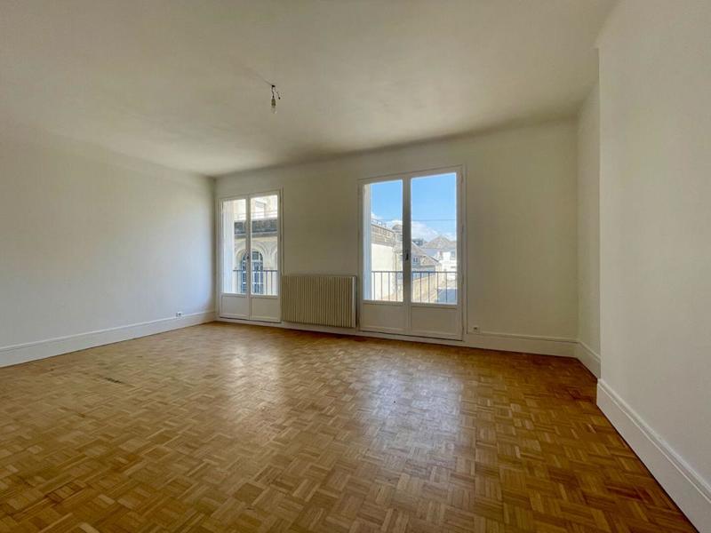 Appartement - 88 m² - 3 pièces