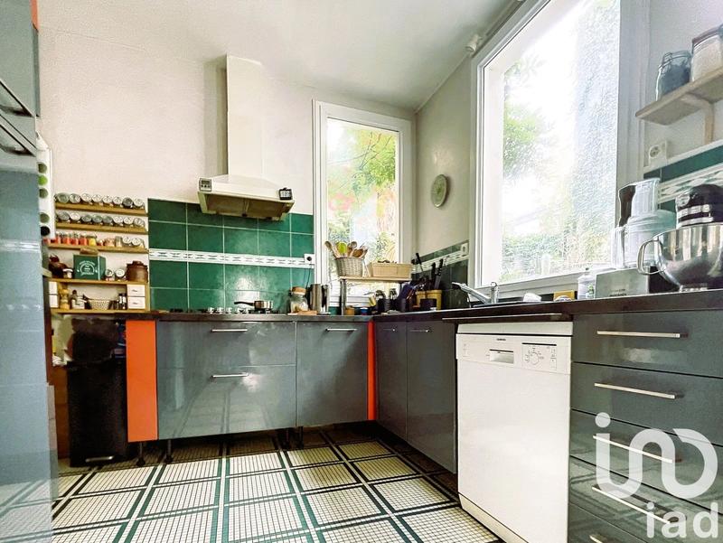 Maison - 200 m² - 8 pièces