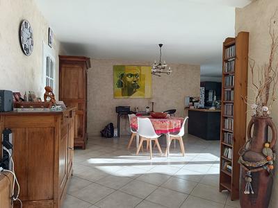 Villa - 164 m² - 6 pièces