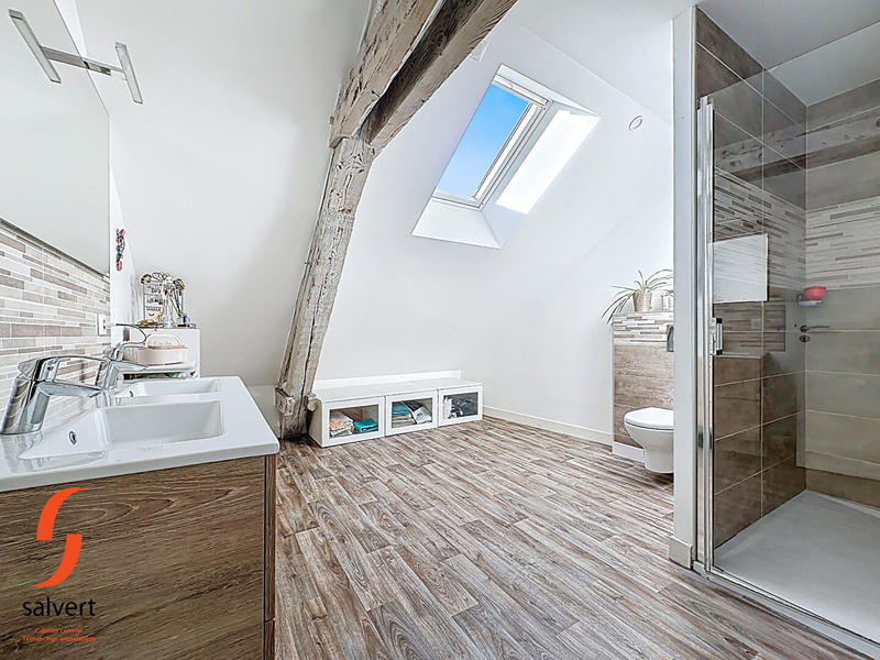 Maison - 140 m² - 5 pièces