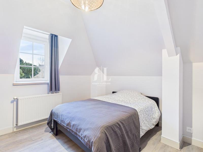 Maison - 161 m² - 6 pièces