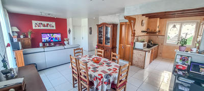 Maison - 100 m² - 4 pièces