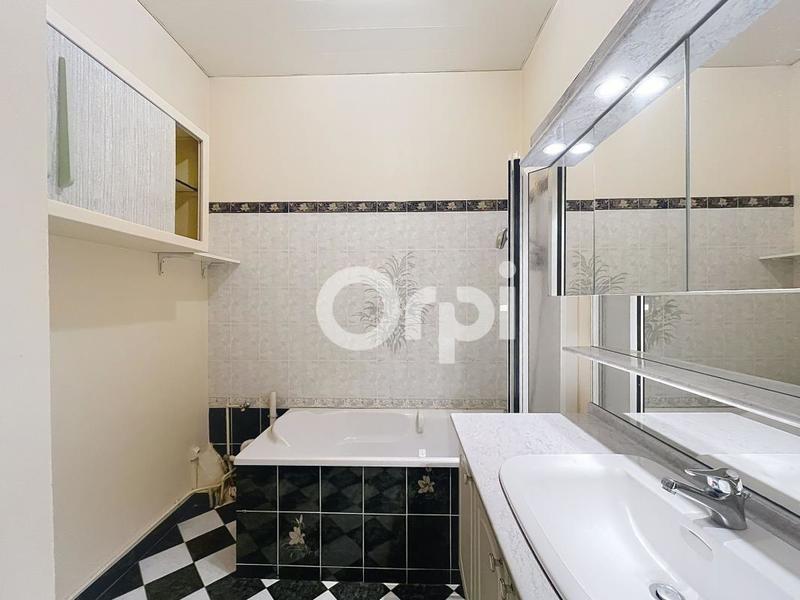 Appartement - 61 m² - 2 pièces