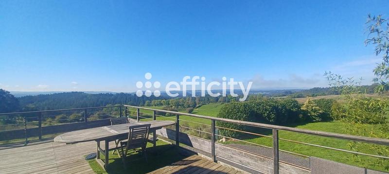 Maison - 82 m² - 5 pièces