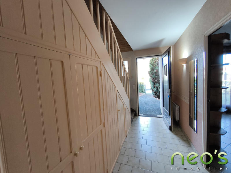 Maison traditionnelle - 109 m² - 6 pièces