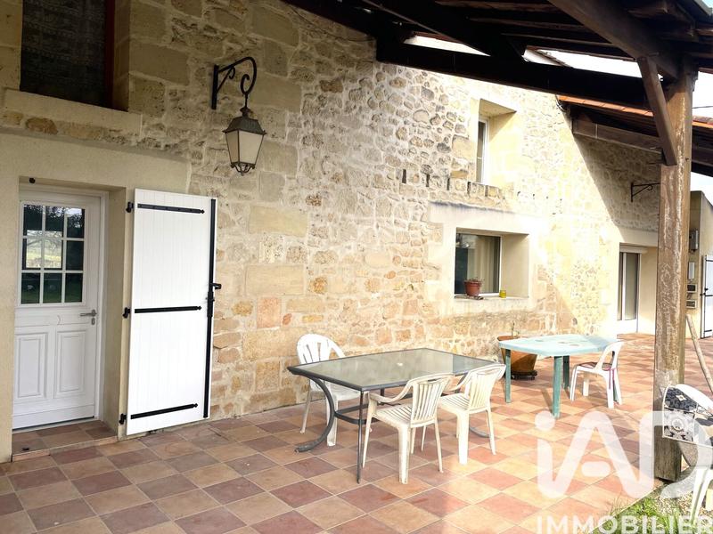 Maison de village - 160 m² - 9 pièces