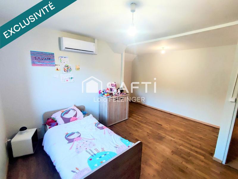 Maison - 208 m² - 7 pièces