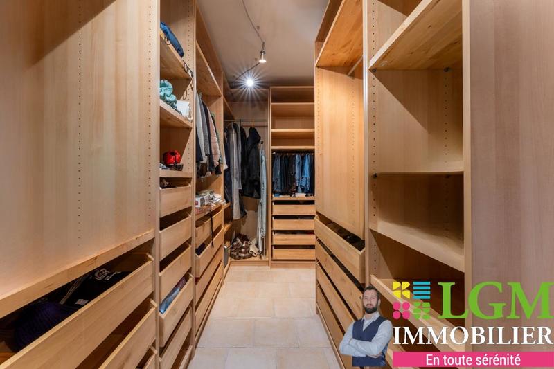 Maison - 181 m² - 4 pièces