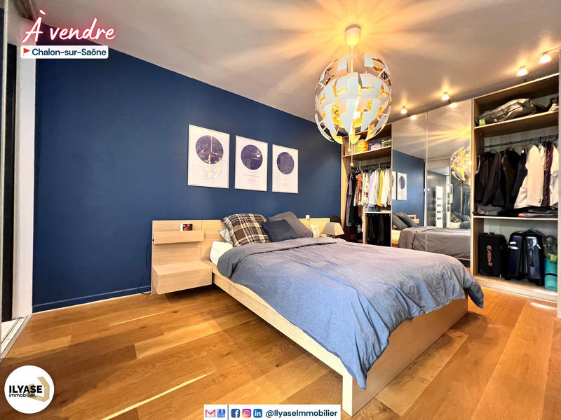 Appartement - 135 m² - 4 pièces