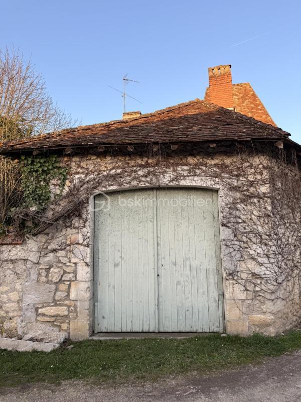 Maison - 300 m² - 10 pièces