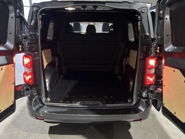 Peugeot Expert Cabine Approfondie Prix Ttc - 5 Places m Bluehdi 180 Ch Eat8 Gris Titane Pack Look Jantes Led Jumpy Sieges