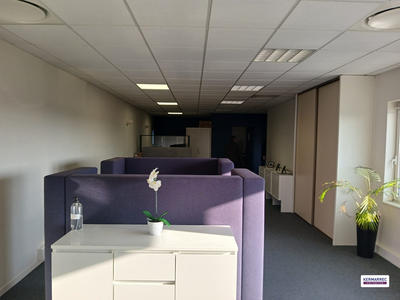 Bureau - 427 m²
