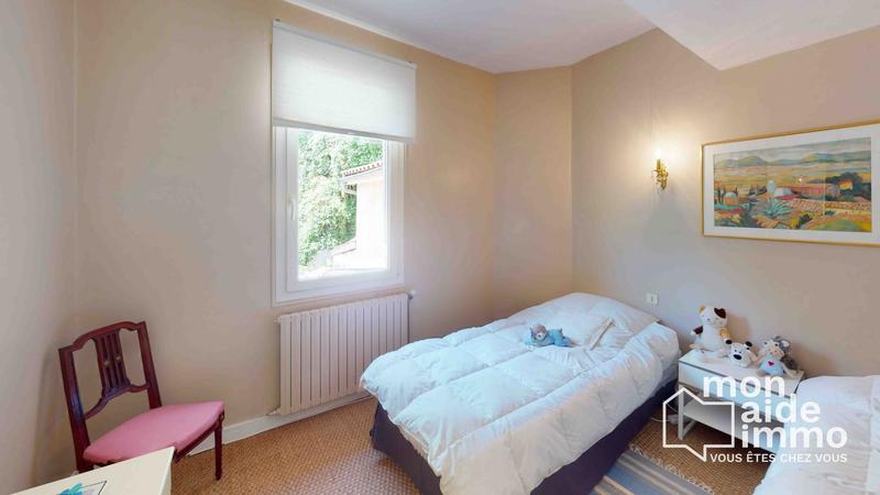 Maison ancienne - 275 m² - 7 pièces