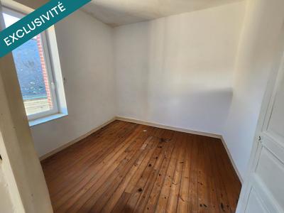 Maison de ville - 93 m² - 9 pièces