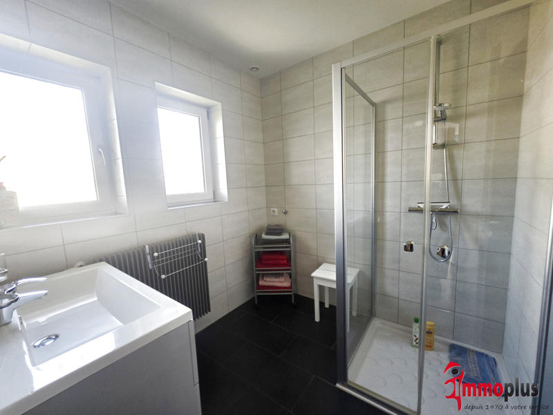 Maison - 137 m² - 7 pièces