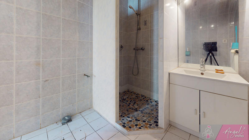 Maison - 168 m² - 8 pièces