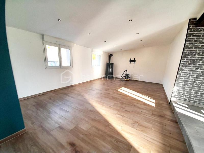 Maison traditionnelle - 128 m² - 6 pièces