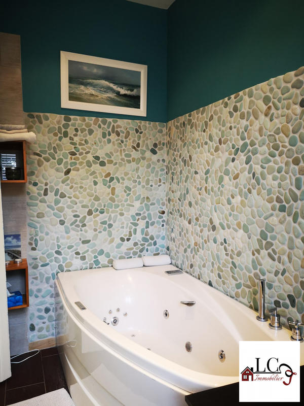 Manoir - 381 m² - 9 pièces