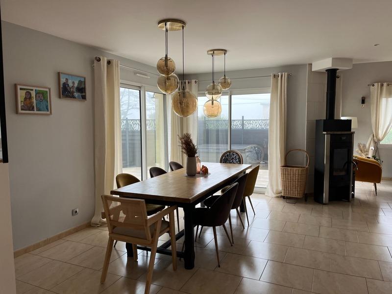 Maison - 172 m² - 9 pièces
