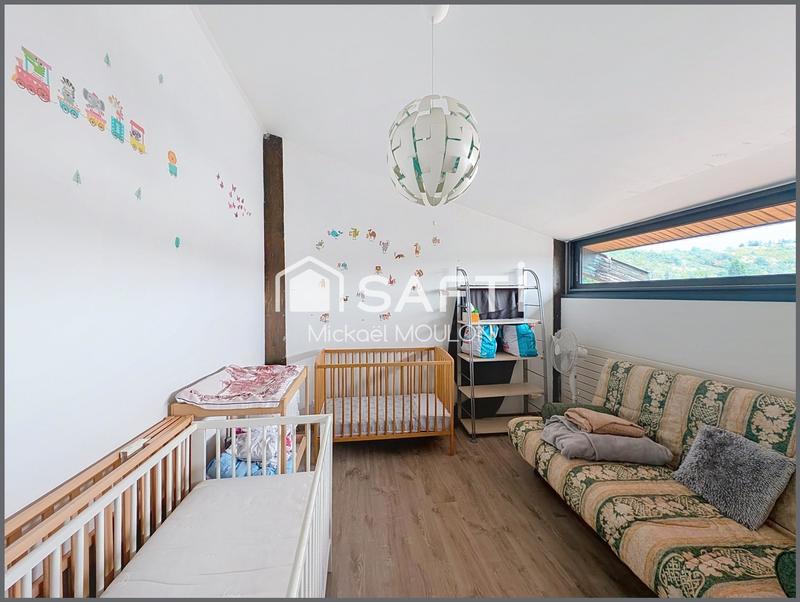 Maison - 110 m² - 4 pièces