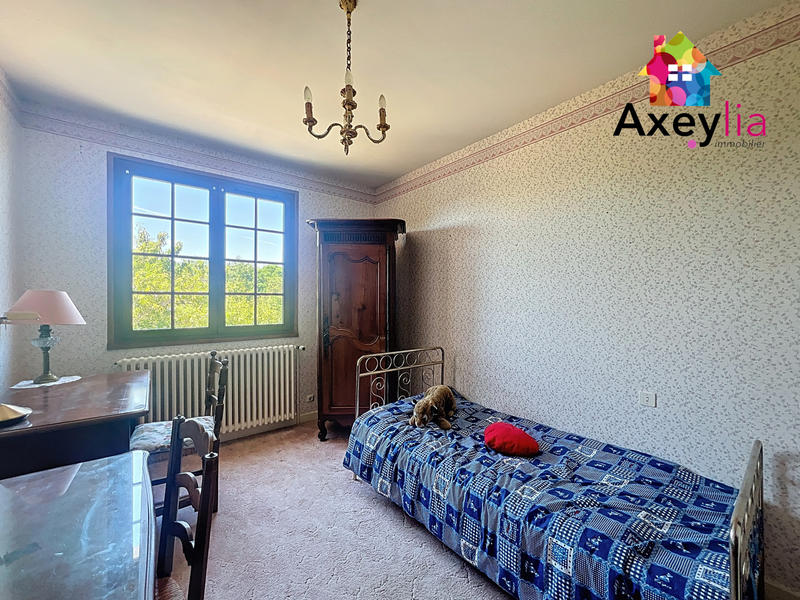 Maison - 172 m² - 9 pièces