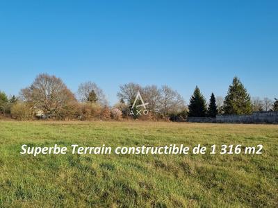 Terrain constructible - 1 316 m²