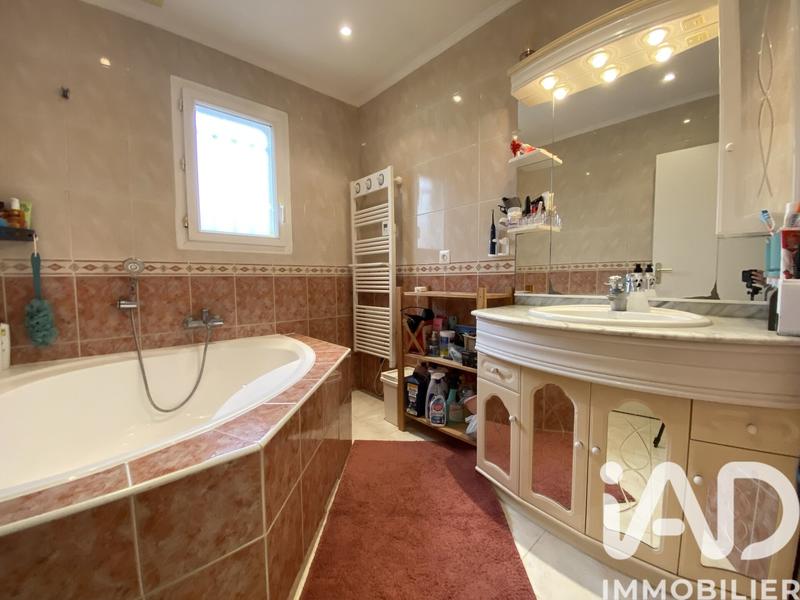 Maison - 133 m² - 6 pièces