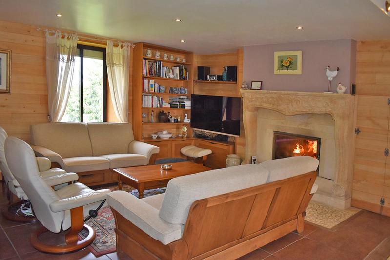 Maison - 231 m² - 9 pièces