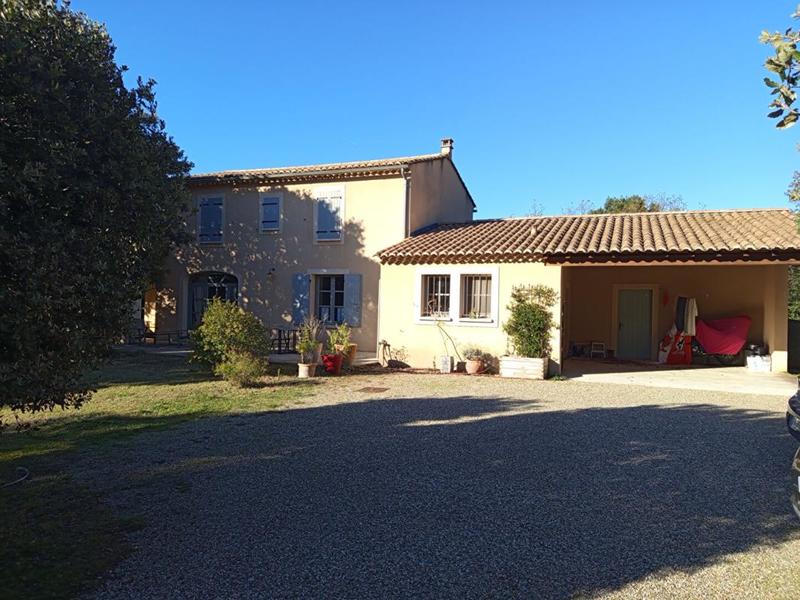 Villa - 194 m² - 7 pièces