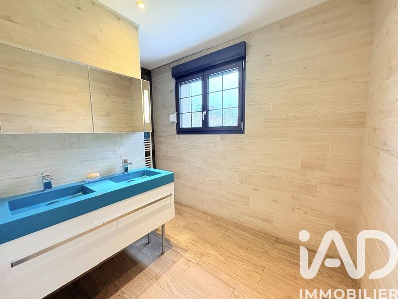 Maison - 146 m² - 7 pièces