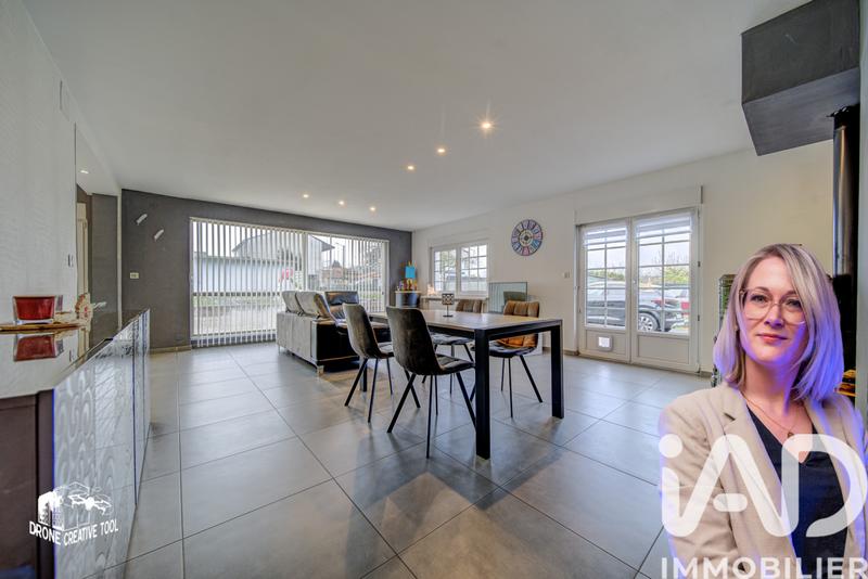 Maison - 230 m² - 7 pièces