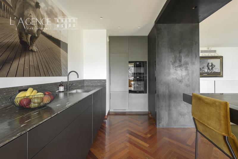 Duplex - 183 m² - 6 pièces