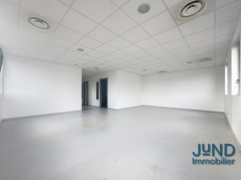 Local d'activités - 123 m²