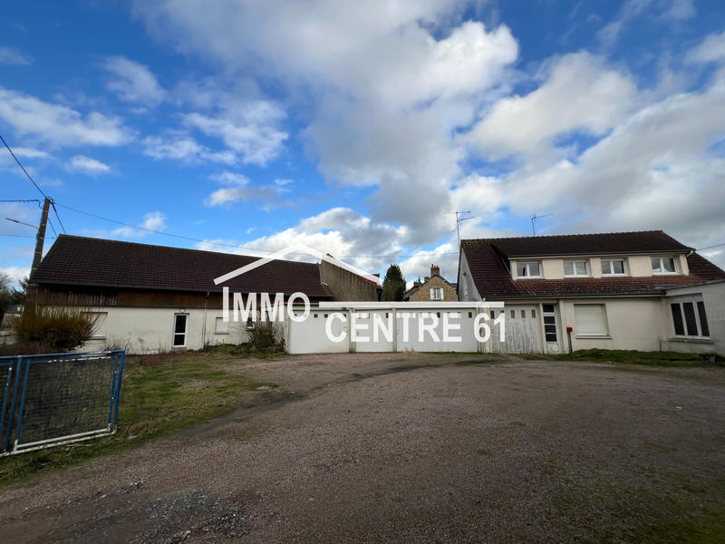 Maison - 200 m² - 9 pièces