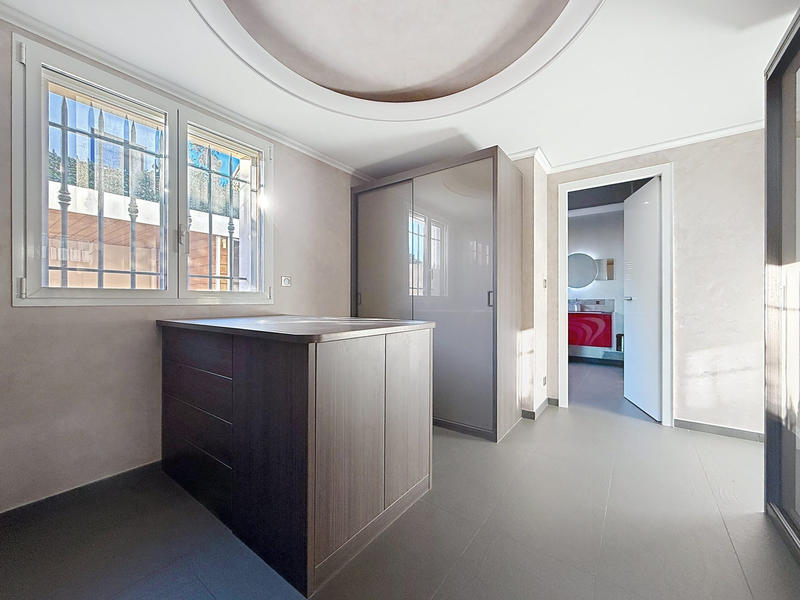 Maison contemporaine - 197 m² - 4 pièces