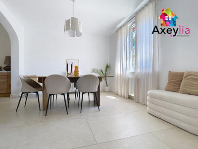 Maison - 171 m² - 7 pièces