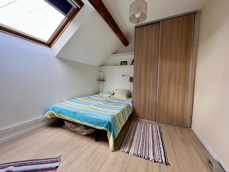 Maison - 151 m² - 8 pièces