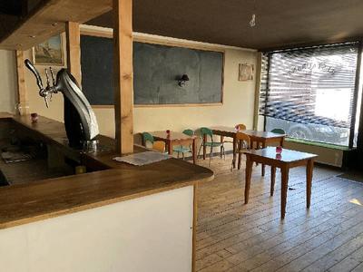 Local commercial - 152 m²