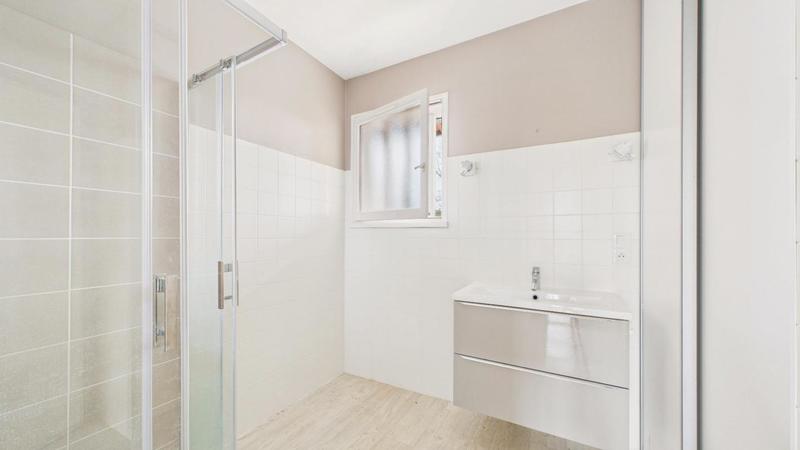 Maison - 180 m² - 6 pièces